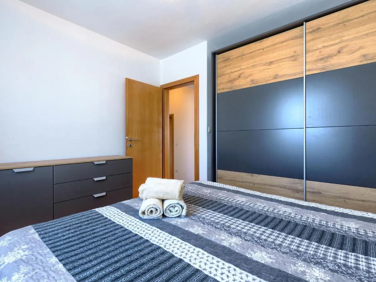 Holiday Home Nina - Pul507 By Interhome Fazana